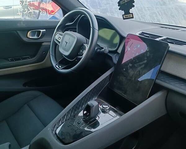Черный Polestar 2, объемом двигателя 2 л и пробегом 71 тыс. км за 17700 $, фото 5 на Automoto.ua