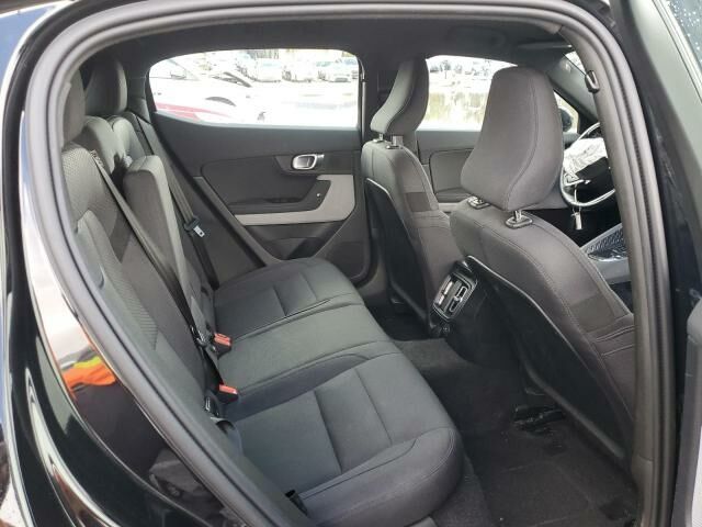 Чорний Polestar 2, об'ємом двигуна 0 л та пробігом 0 тис. км за 10900 $, фото 10 на Automoto.ua