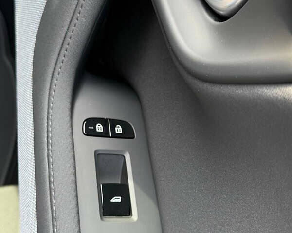 Сірий Polestar 2, об'ємом двигуна 0 л та пробігом 8 тис. км за 28000 $, фото 24 на Automoto.ua