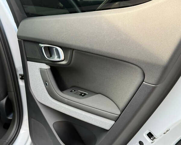 Сірий Polestar 2, об'ємом двигуна 0 л та пробігом 8 тис. км за 28000 $, фото 14 на Automoto.ua