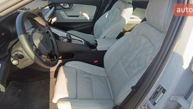 Серый Polestar 2, объемом двигателя 0 л и пробегом 27 тыс. км за 25500 $, фото 15 на Automoto.ua