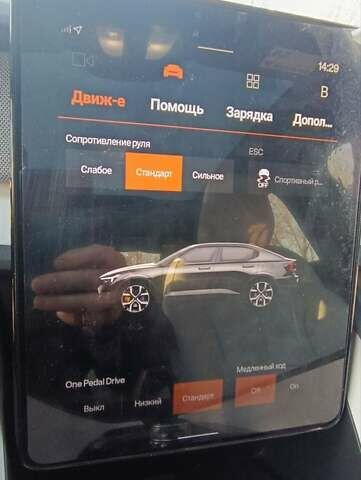 Серый Polestar 2, объемом двигателя 0 л и пробегом 27 тыс. км за 25500 $, фото 19 на Automoto.ua