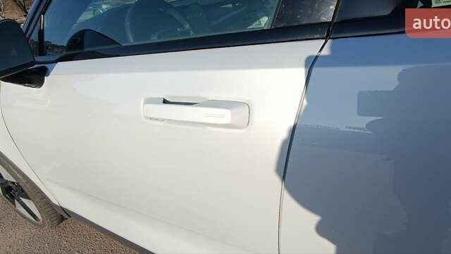 Серый Polestar 2, объемом двигателя 0 л и пробегом 27 тыс. км за 25500 $, фото 49 на Automoto.ua