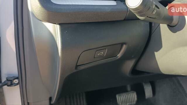 Серый Polestar 2, объемом двигателя 0 л и пробегом 27 тыс. км за 25500 $, фото 11 на Automoto.ua