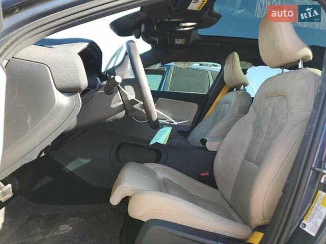 Серый Polestar 2, объемом двигателя 0 л и пробегом 24 тыс. км за 10000 $, фото 6 на Automoto.ua