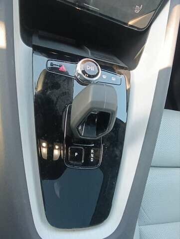 Серый Polestar 2, объемом двигателя 0 л и пробегом 27 тыс. км за 25500 $, фото 16 на Automoto.ua