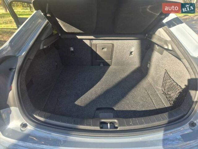 Серый Polestar 2, объемом двигателя 0 л и пробегом 71 тыс. км за 22300 $, фото 23 на Automoto.ua