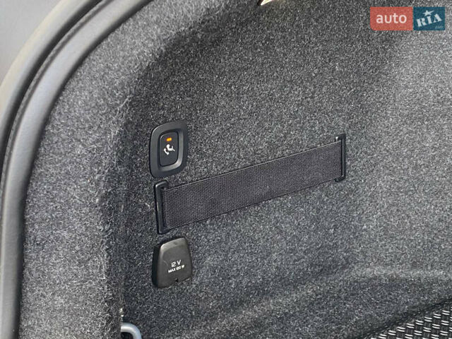 Сірий Polestar 2, об'ємом двигуна 0 л та пробігом 179 тис. км за 22500 $, фото 78 на Automoto.ua