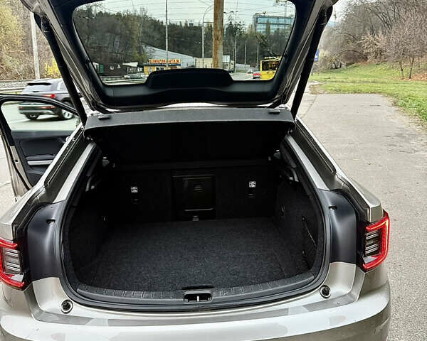 Серый Polestar 2, объемом двигателя 0 л и пробегом 198 тыс. км за 22500 $, фото 42 на Automoto.ua