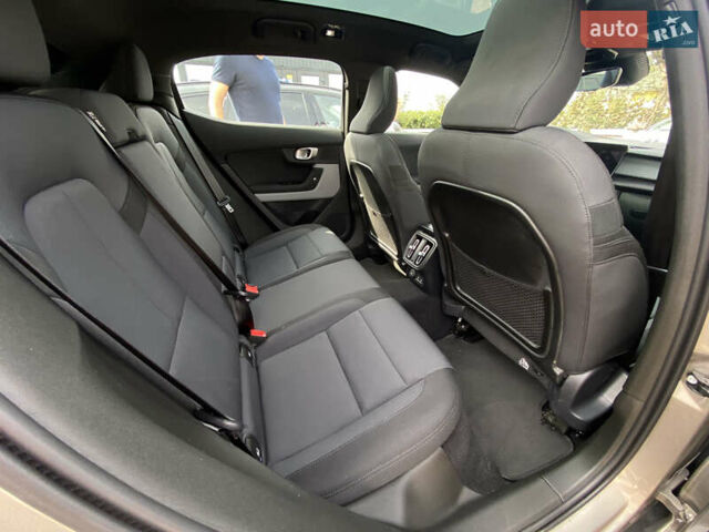 Серый Polestar 2, объемом двигателя 0 л и пробегом 165 тыс. км за 21500 $, фото 84 на Automoto.ua