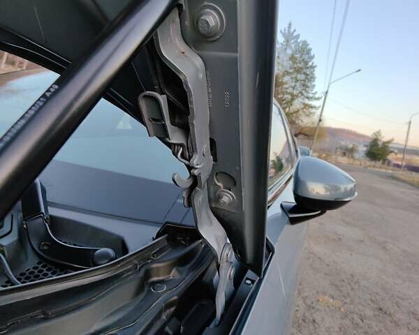 Серый Polestar 2, объемом двигателя 0 л и пробегом 11 тыс. км за 24300 $, фото 11 на Automoto.ua