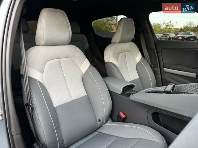 Серый Polestar 2, объемом двигателя 0 л и пробегом 71 тыс. км за 21999 $, фото 70 на Automoto.ua