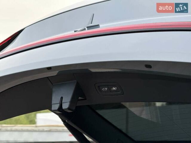 Серый Polestar 2, объемом двигателя 0 л и пробегом 71 тыс. км за 21999 $, фото 60 на Automoto.ua