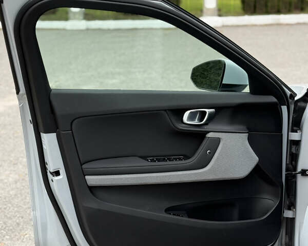 Сірий Polestar 2, об'ємом двигуна 0 л та пробігом 102 тис. км за 19999 $, фото 24 на Automoto.ua