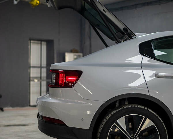 Серый Polestar 2, объемом двигателя 0 л и пробегом 159 тыс. км за 19500 $, фото 11 на Automoto.ua