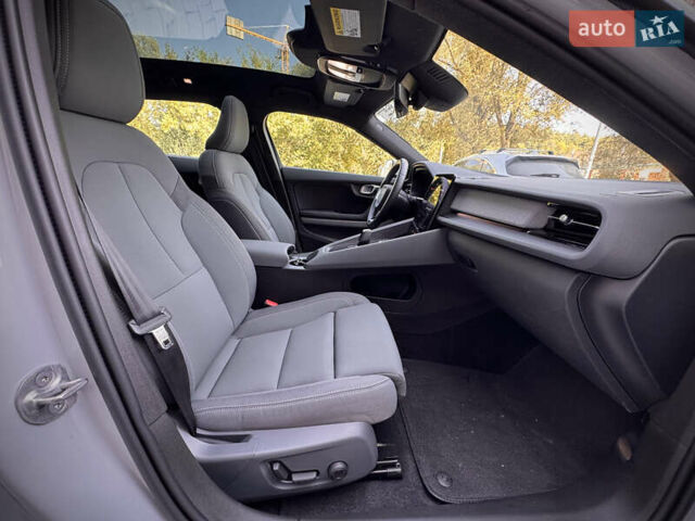 Серый Polestar 2, объемом двигателя 0 л и пробегом 87 тыс. км за 21900 $, фото 16 на Automoto.ua