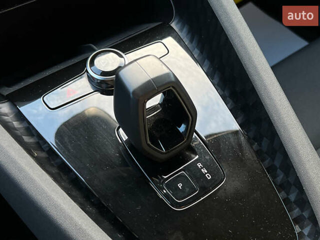 Серый Polestar 2, объемом двигателя 0 л и пробегом 126 тыс. км за 19800 $, фото 14 на Automoto.ua