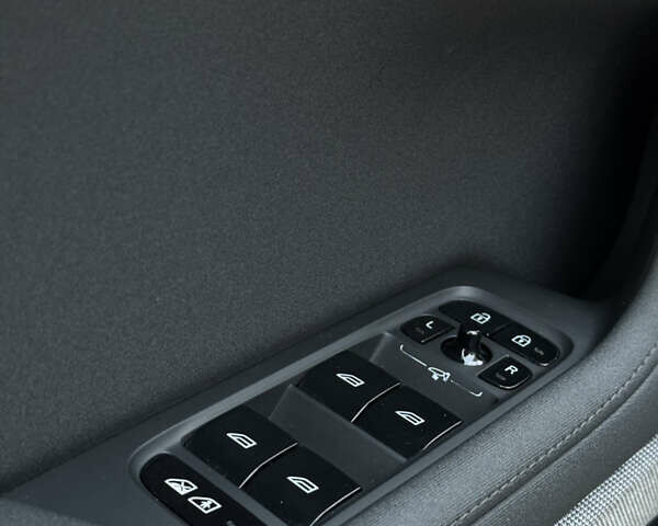 Сірий Polestar 2, об'ємом двигуна 0 л та пробігом 60 тис. км за 19999 $, фото 25 на Automoto.ua