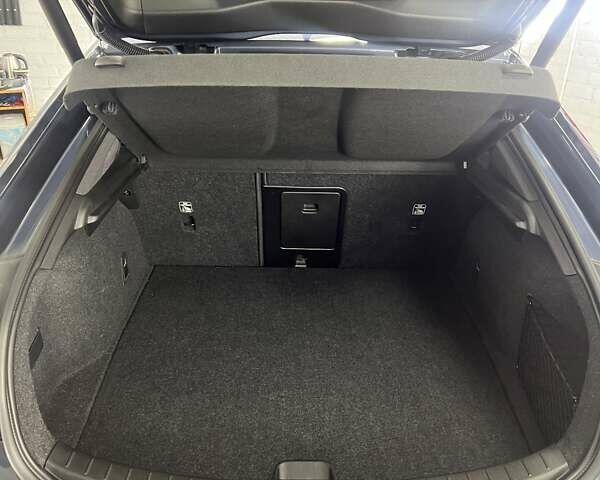 Серый Polestar 2, объемом двигателя 0 л и пробегом 48 тыс. км за 22500 $, фото 7 на Automoto.ua