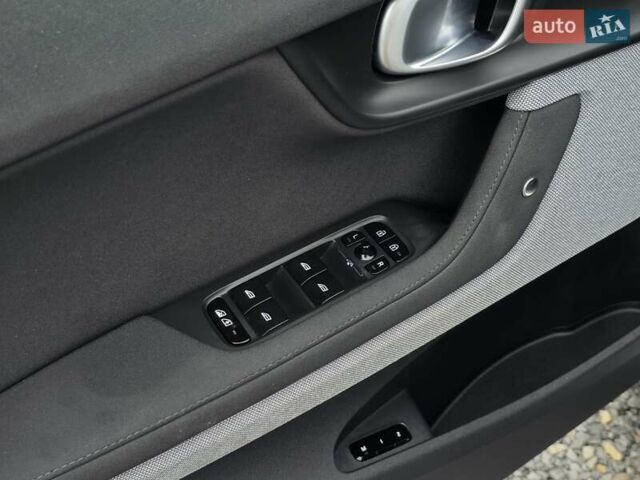 Серый Polestar 2, объемом двигателя 0 л и пробегом 77 тыс. км за 19999 $, фото 36 на Automoto.ua