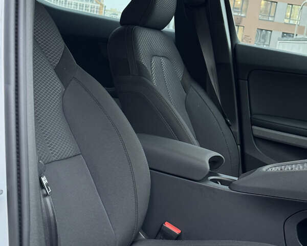 Сірий Polestar 2, об'ємом двигуна 0 л та пробігом 60 тис. км за 19999 $, фото 48 на Automoto.ua