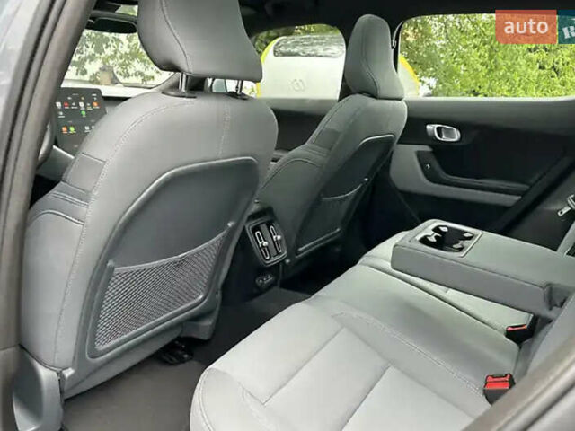 Серый Polestar 2, объемом двигателя 0 л и пробегом 24 тыс. км за 24500 $, фото 2 на Automoto.ua