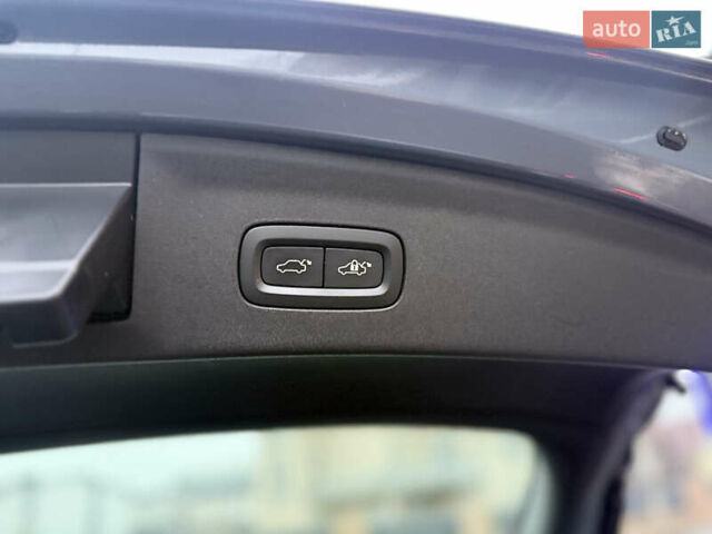 Серый Polestar 2, объемом двигателя 0 л и пробегом 56 тыс. км за 22500 $, фото 28 на Automoto.ua