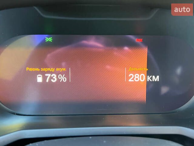 Серый Polestar 2, объемом двигателя 0 л и пробегом 126 тыс. км за 19800 $, фото 12 на Automoto.ua