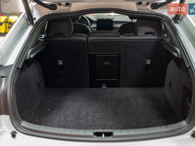 Серый Polestar 2, объемом двигателя 0 л и пробегом 159 тыс. км за 19500 $, фото 36 на Automoto.ua