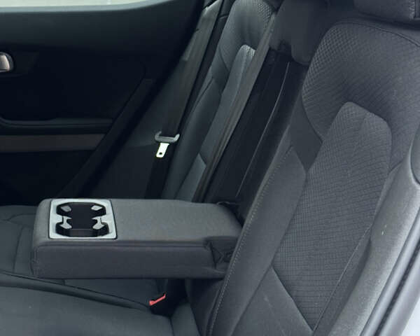 Сірий Polestar 2, об'ємом двигуна 0 л та пробігом 60 тис. км за 19999 $, фото 40 на Automoto.ua