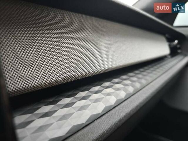 Сірий Polestar 2, об'ємом двигуна 0 л та пробігом 159 тис. км за 23999 $, фото 36 на Automoto.ua