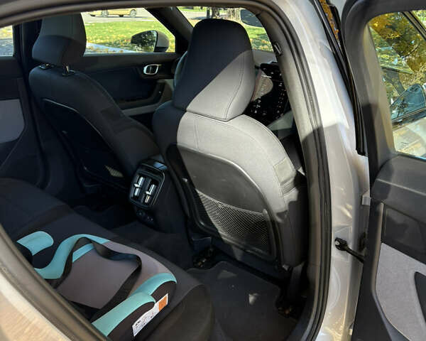 Сірий Polestar 2, об'ємом двигуна 0 л та пробігом 88 тис. км за 21300 $, фото 18 на Automoto.ua