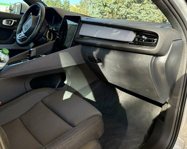 Сірий Polestar 2, об'ємом двигуна 0 л та пробігом 88 тис. км за 21300 $, фото 24 на Automoto.ua