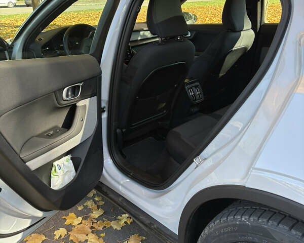 Сірий Polestar 2, об'ємом двигуна 0 л та пробігом 88 тис. км за 21300 $, фото 20 на Automoto.ua