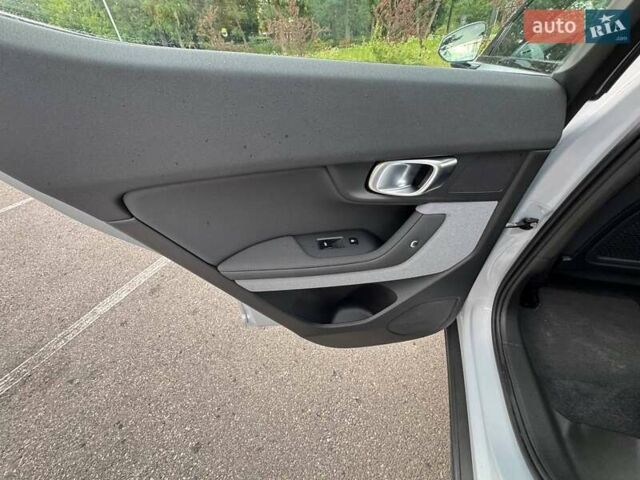 Сірий Polestar 2, об'ємом двигуна 0 л та пробігом 60 тис. км за 22300 $, фото 43 на Automoto.ua