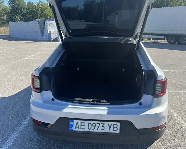 Серый Polestar 2, объемом двигателя 0 л и пробегом 25 тыс. км за 24100 $, фото 10 на Automoto.ua