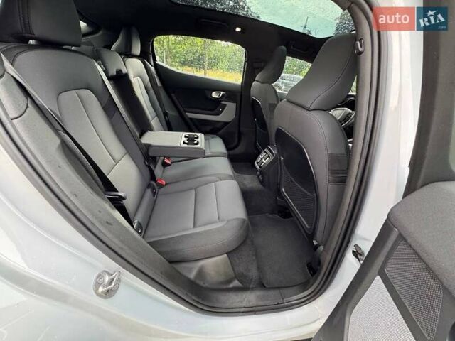 Сірий Polestar 2, об'ємом двигуна 0 л та пробігом 60 тис. км за 22300 $, фото 47 на Automoto.ua