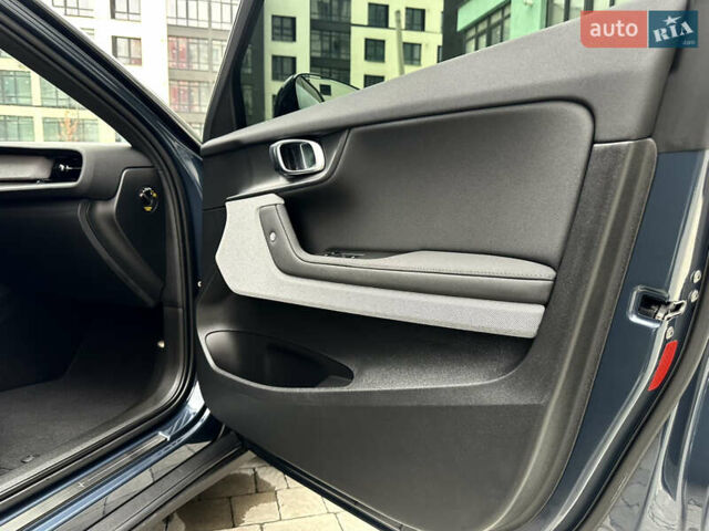 Синий Polestar 2, объемом двигателя 0 л и пробегом 77 тыс. км за 23200 $, фото 52 на Automoto.ua