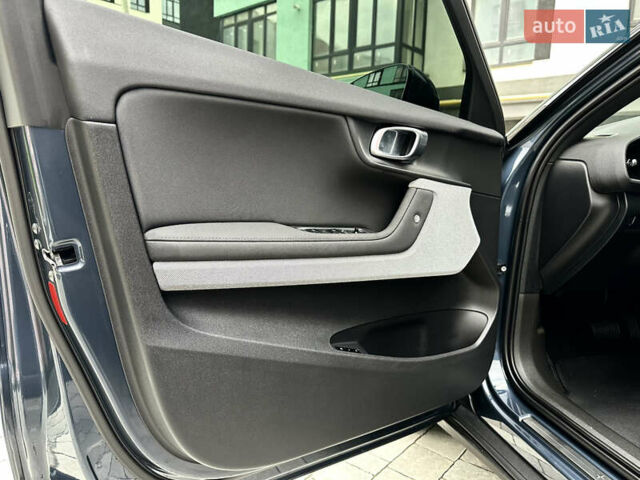 Синий Polestar 2, объемом двигателя 0 л и пробегом 77 тыс. км за 23200 $, фото 20 на Automoto.ua