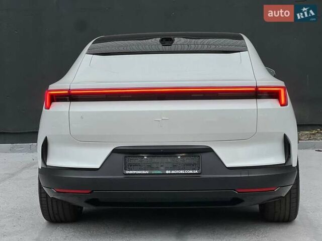 Белый Polestar 4, объемом двигателя 0 л и пробегом 1 тыс. км за 31700 $, фото 3 на Automoto.ua
