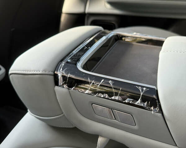 Білий Polestar 4, об'ємом двигуна 0 л та пробігом 1 тис. км за 31999 $, фото 13 на Automoto.ua