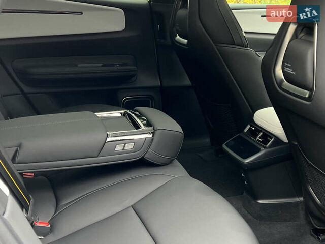 Белый Polestar 4, объемом двигателя 0 л и пробегом 1 тыс. км за 33500 $, фото 24 на Automoto.ua