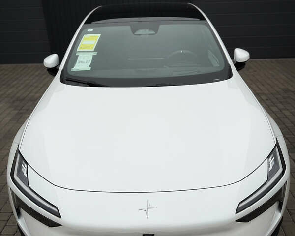 Белый Polestar 4, объемом двигателя 0 л и пробегом 1 тыс. км за 33000 $, фото 1 на Automoto.ua