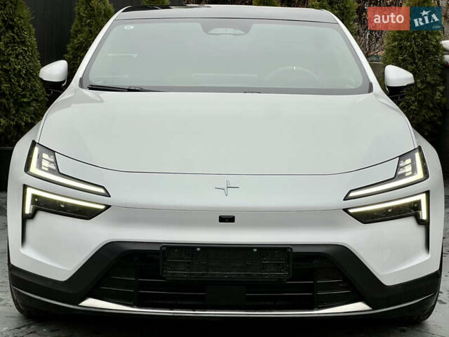 Белый Polestar 4, объемом двигателя 0 л и пробегом 1 тыс. км за 32600 $, фото 6 на Automoto.ua