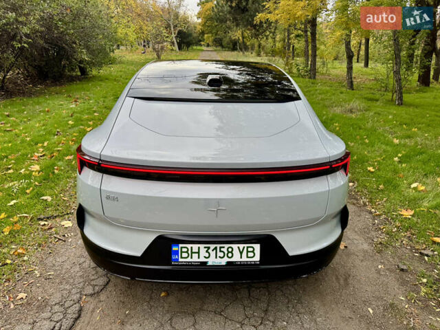 Белый Polestar 4, объемом двигателя 0 л и пробегом 18 тыс. км за 34500 $, фото 6 на Automoto.ua