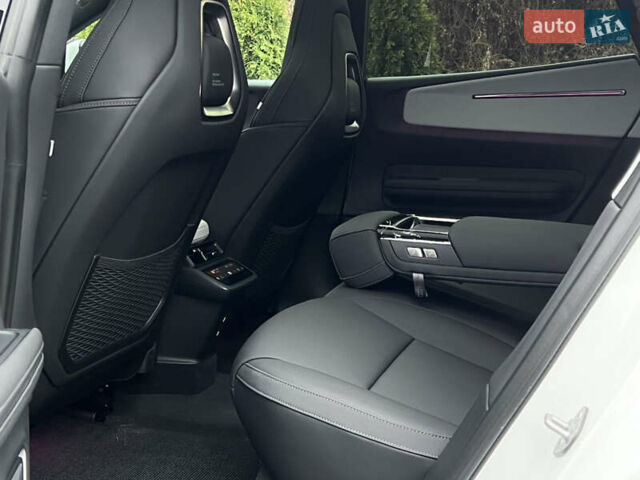 Белый Polestar 4, объемом двигателя 0 л и пробегом 1 тыс. км за 32600 $, фото 23 на Automoto.ua