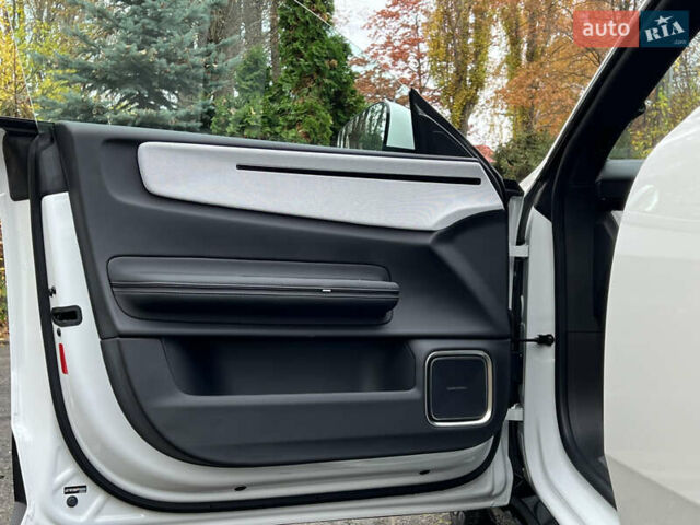 Белый Polestar 4, объемом двигателя 0 л и пробегом 1 тыс. км за 33500 $, фото 11 на Automoto.ua