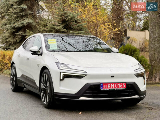 Белый Polestar 4, объемом двигателя 0 л и пробегом 1 тыс. км за 33500 $, фото 1 на Automoto.ua