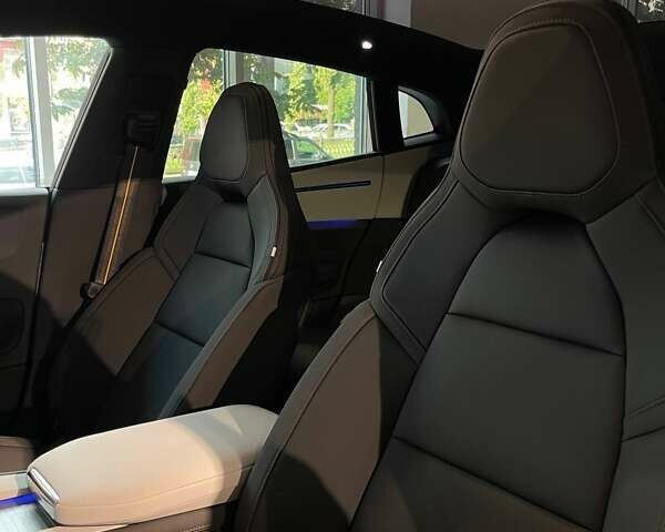 Білий Polestar 4, об'ємом двигуна 0 л та пробігом 4 тис. км за 37500 $, фото 9 на Automoto.ua