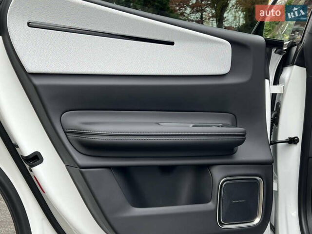 Белый Polestar 4, объемом двигателя 0 л и пробегом 1 тыс. км за 33500 $, фото 18 на Automoto.ua